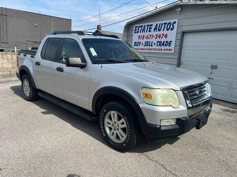 Ford Explorer Sport Trac XLT 4.0L 2WD 2010