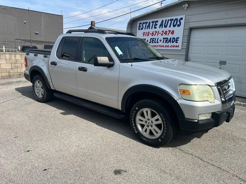 Ford Explorer Sport Trac XLT 4.0L 2WD 2010