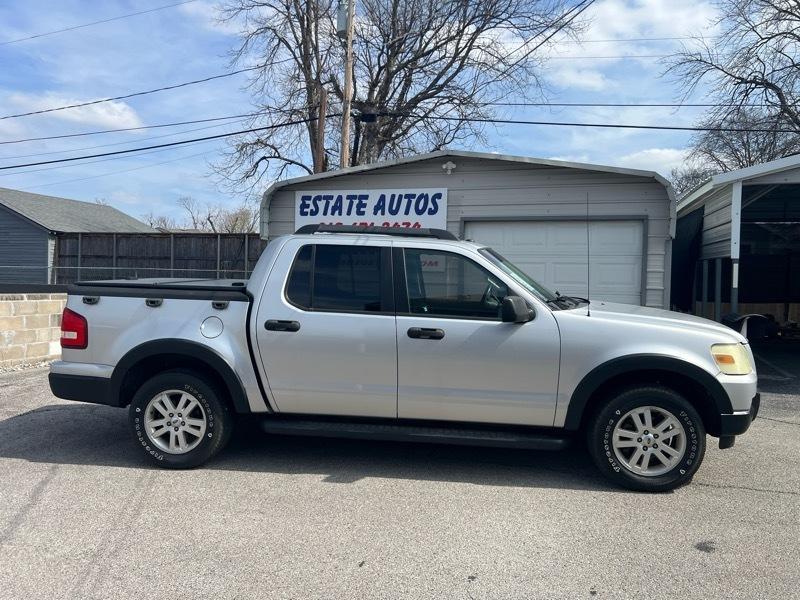 Ford Explorer Sport Trac XLT 4.0L 2WD 2010