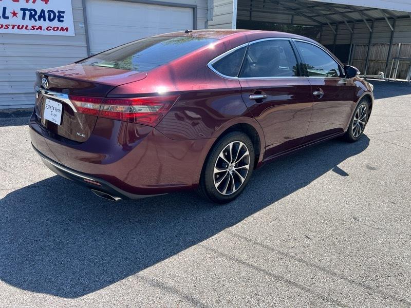 Toyota Avalon XLE 2016