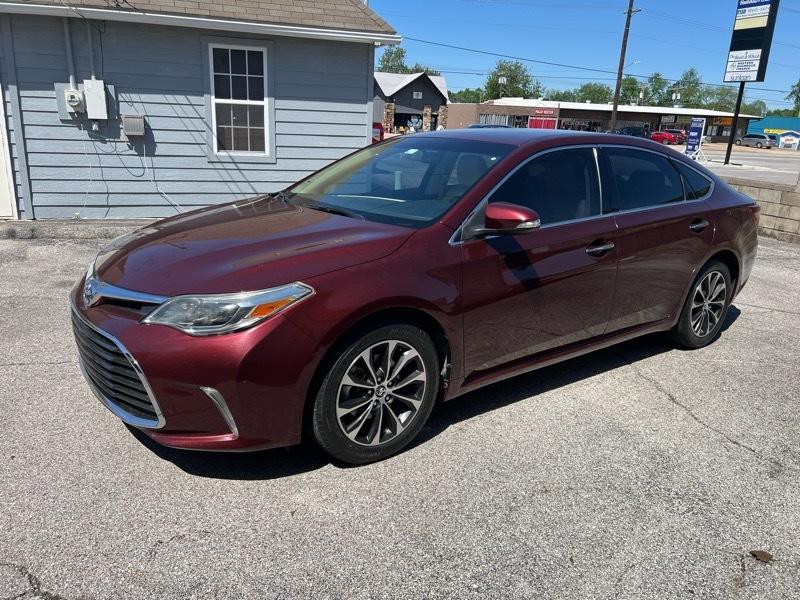 Toyota Avalon XLE 2016