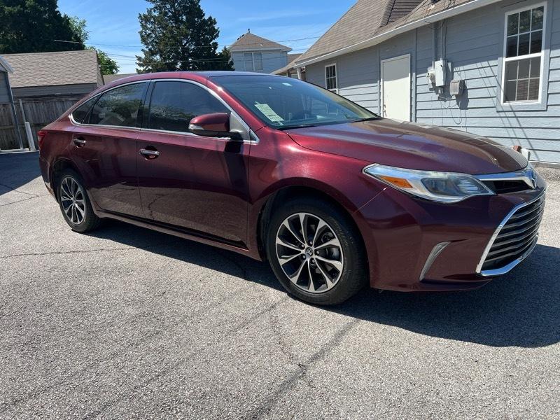 Toyota Avalon XLE 2016
