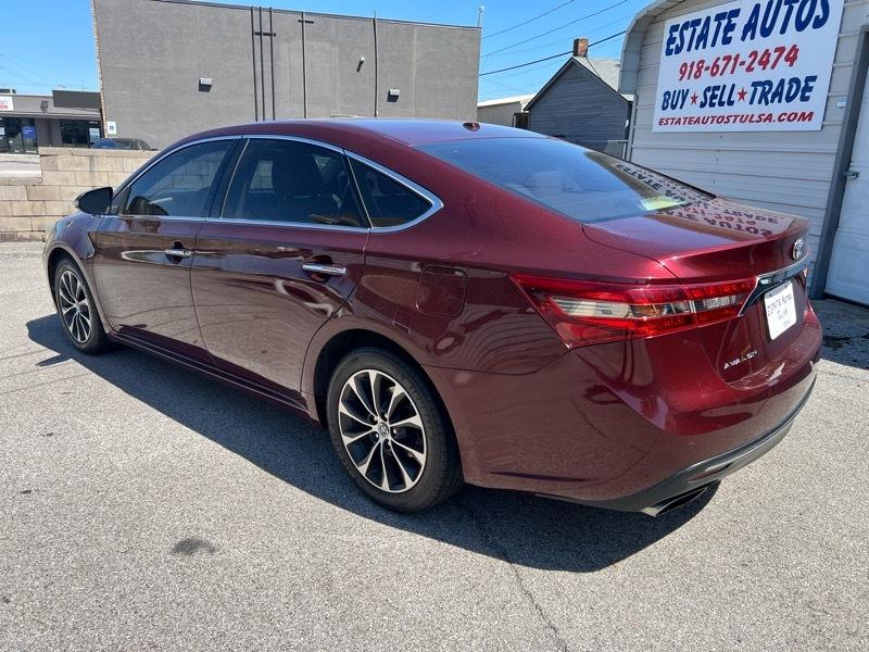 Toyota Avalon XLE 2016
