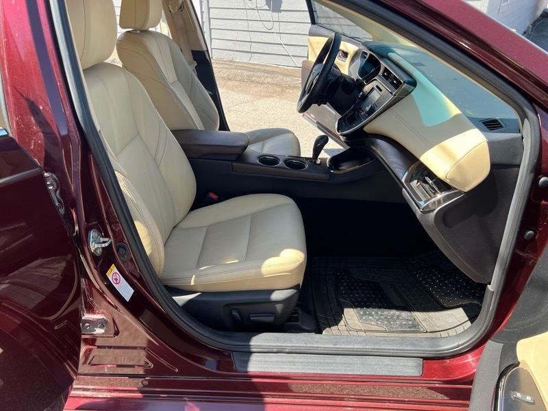 Toyota Avalon XLE 2016