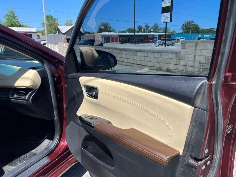 Toyota Avalon XLE 2016