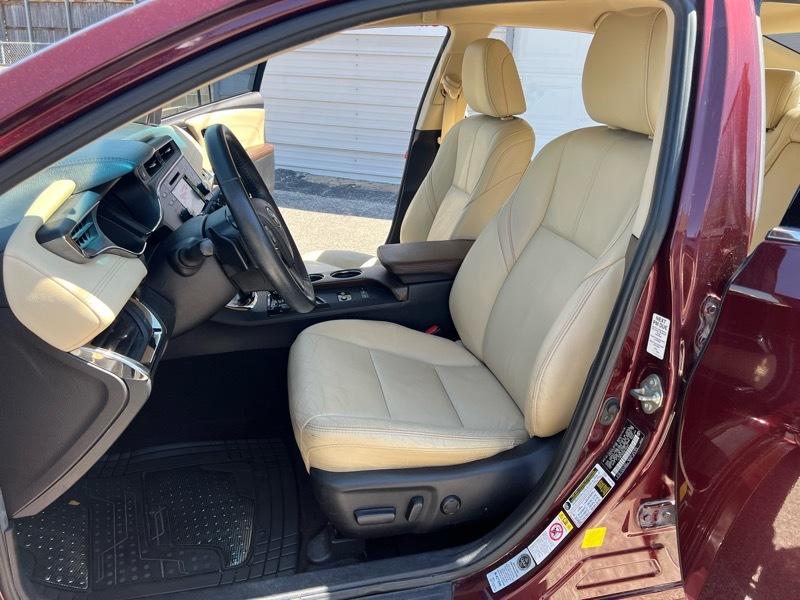 Toyota Avalon XLE 2016