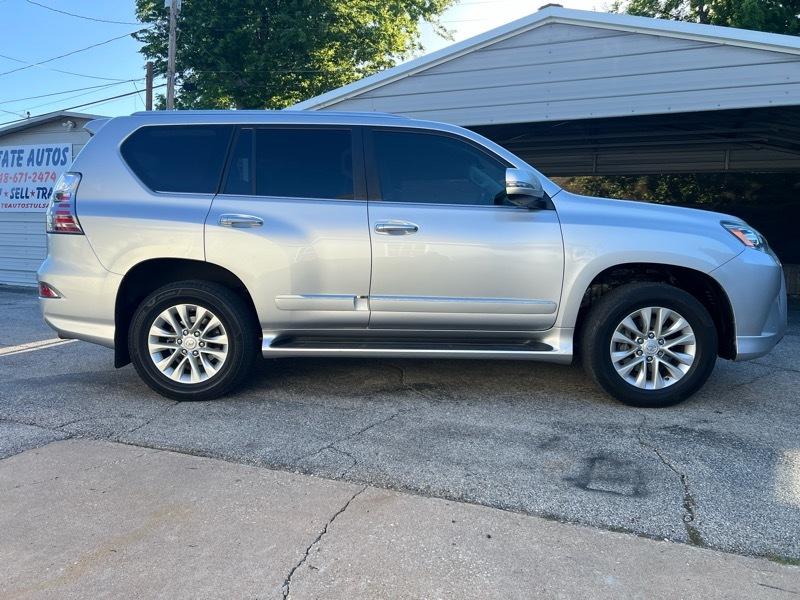 Lexus GX 460 Base 2016