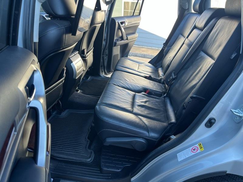 Lexus GX 460 Base 2016