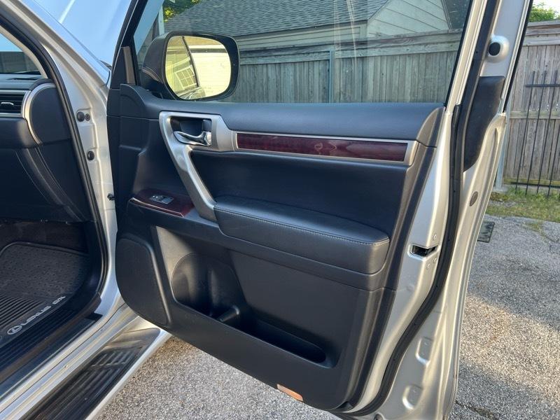 Lexus GX 460 Base 2016