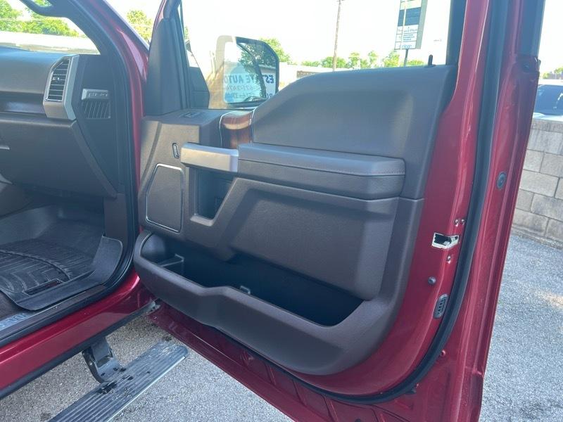 Ford F-150 4WD SuperCrew 145" King Ranch 2015