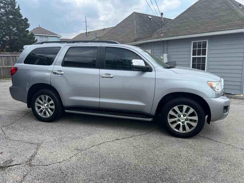 Toyota Sequoia Limited 4WD FFV 2014