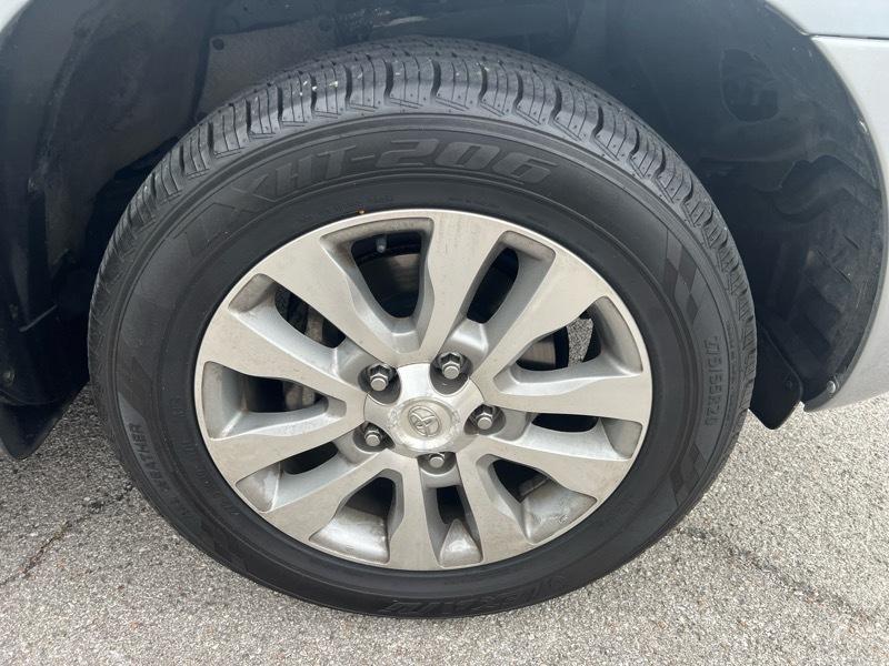 Toyota Sequoia Limited 4WD FFV 2014