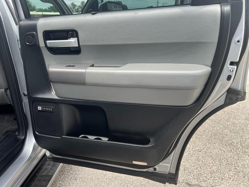 Toyota Sequoia Limited 4WD FFV 2014