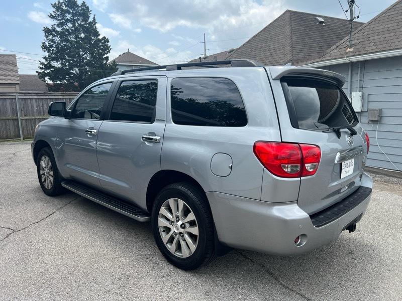 Toyota Sequoia Limited 4WD FFV 2014
