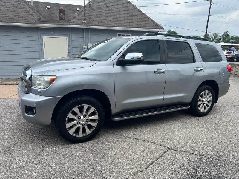 Toyota Sequoia Limited 4WD FFV 2014