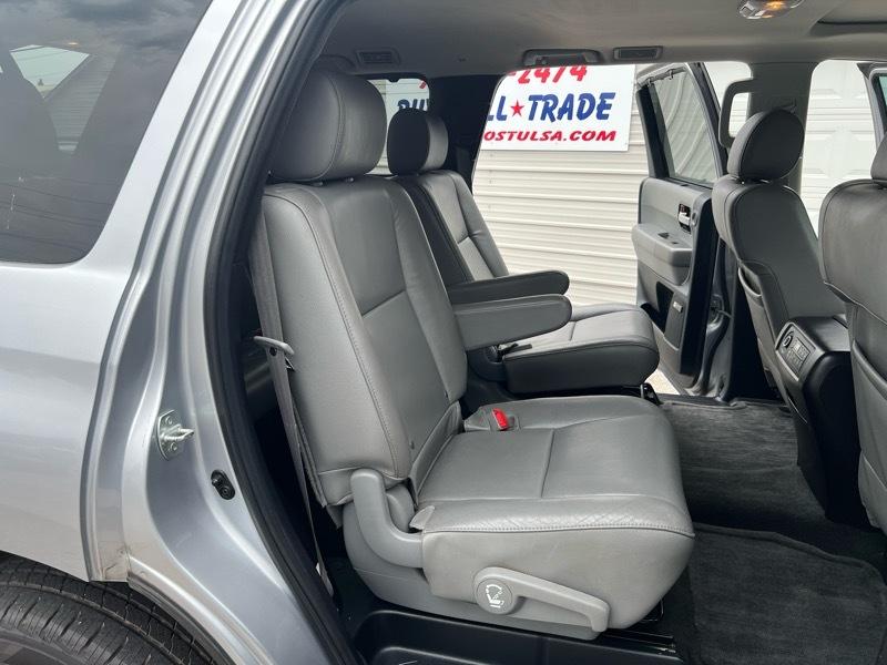Toyota Sequoia Limited 4WD FFV 2014