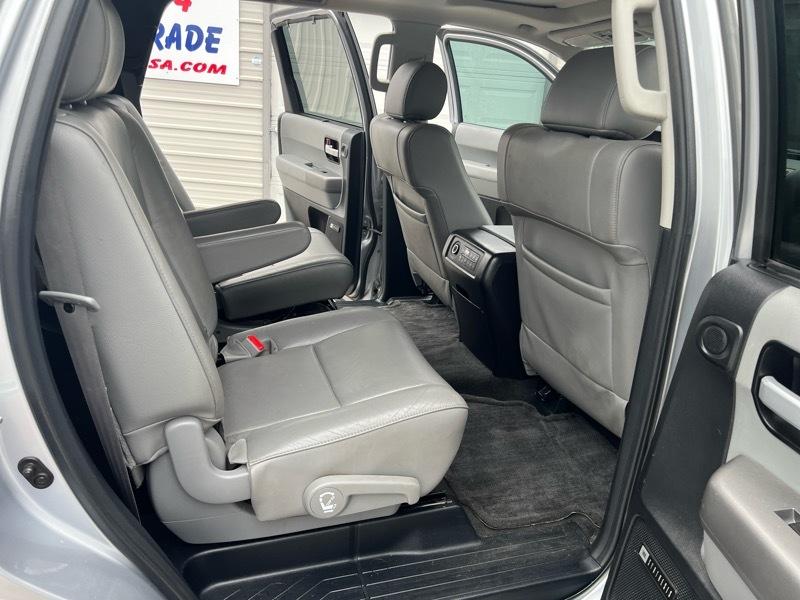Toyota Sequoia Limited 4WD FFV 2014