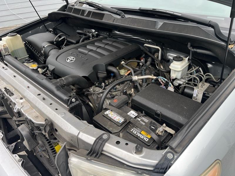 Toyota Sequoia Limited 4WD FFV 2014