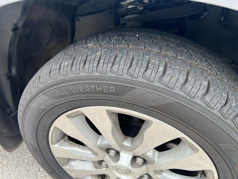 Toyota Sequoia Limited 4WD FFV 2014