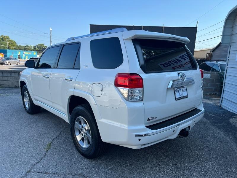Toyota 4Runner SR5 4WD 2013