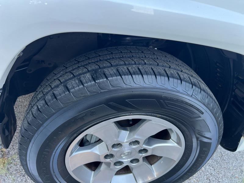 Toyota 4Runner SR5 4WD 2013