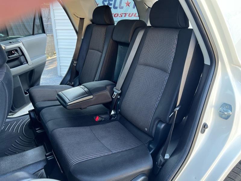 Toyota 4Runner SR5 4WD 2013