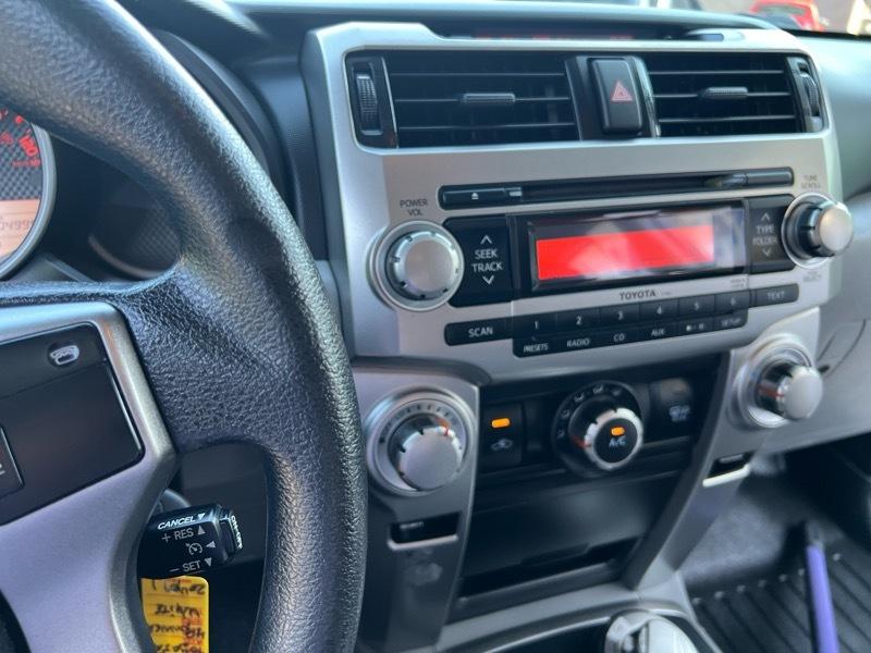 Toyota 4Runner SR5 4WD 2013