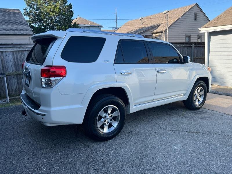 Toyota 4Runner SR5 4WD 2013
