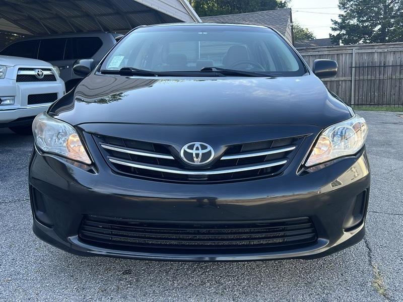 Toyota Corolla 4dr Sdn Auto LE (Natl) 2013
