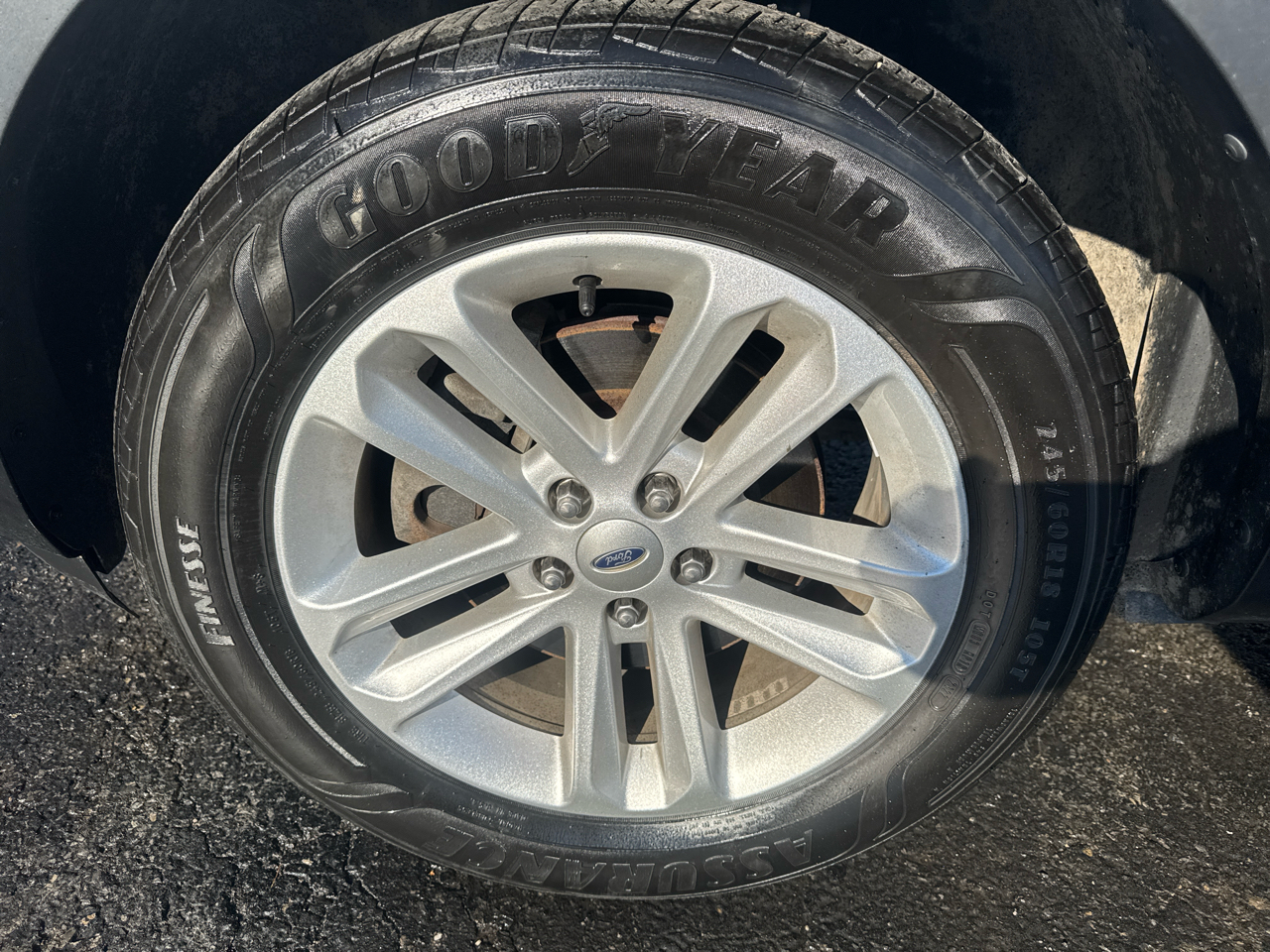 Ford Explorer 4WD 4dr Base 2015