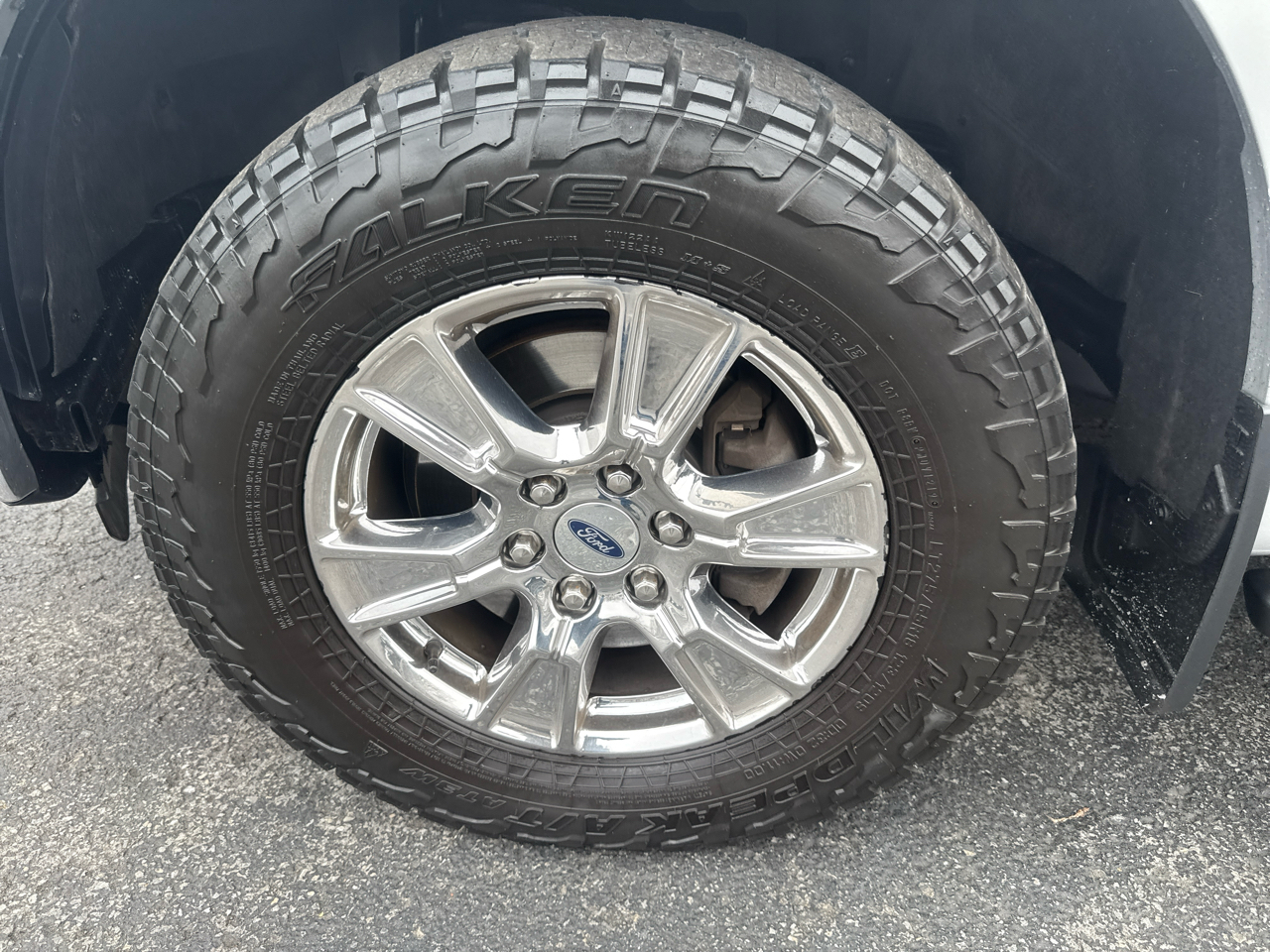 Ford F-150 XL SuperCrew 5.5-ft. Bed 4WD 2015