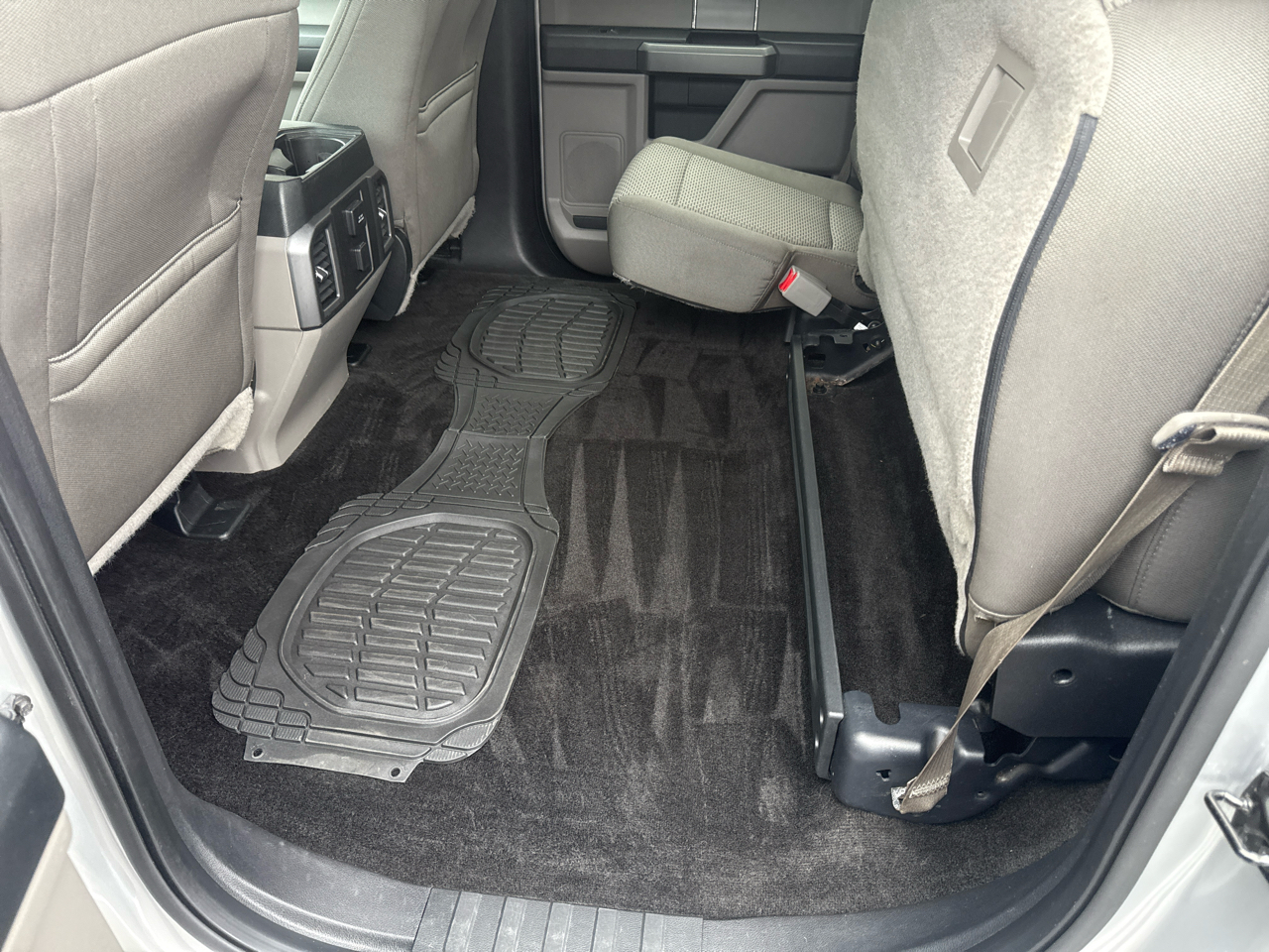 Ford F-150 XL SuperCrew 5.5-ft. Bed 4WD 2015