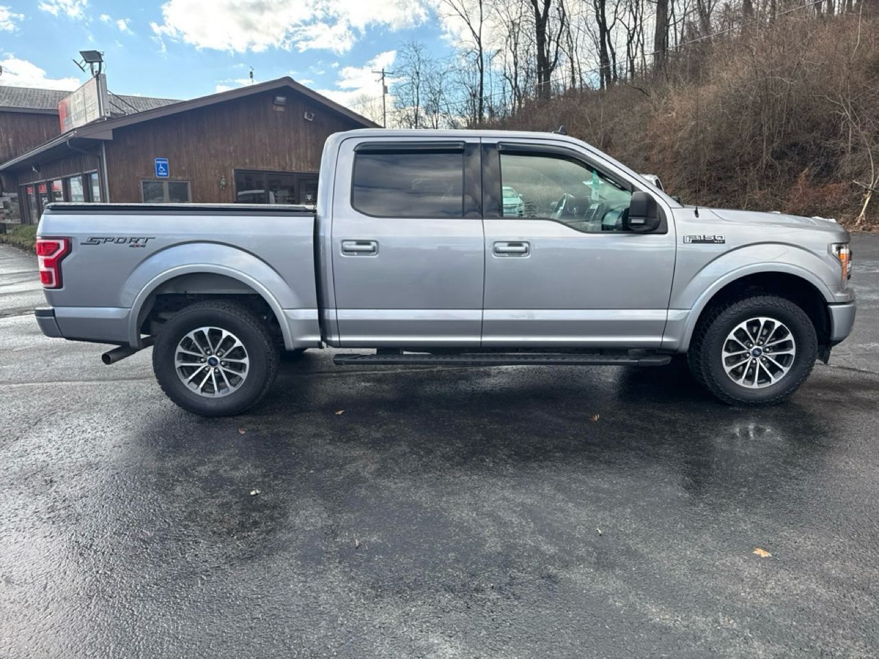 Ford F-150 XL SuperCrew 6.5-ft. Bed 4WD 2020