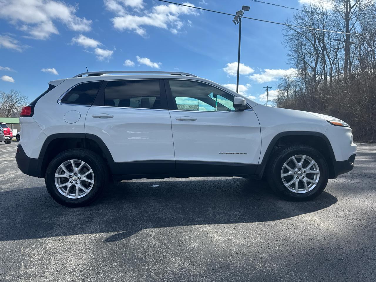 Jeep Cherokee Latitude 4WD 2016