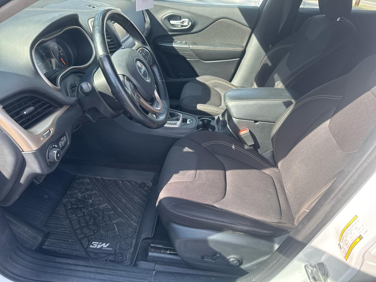 Jeep Cherokee Latitude 4WD 2016