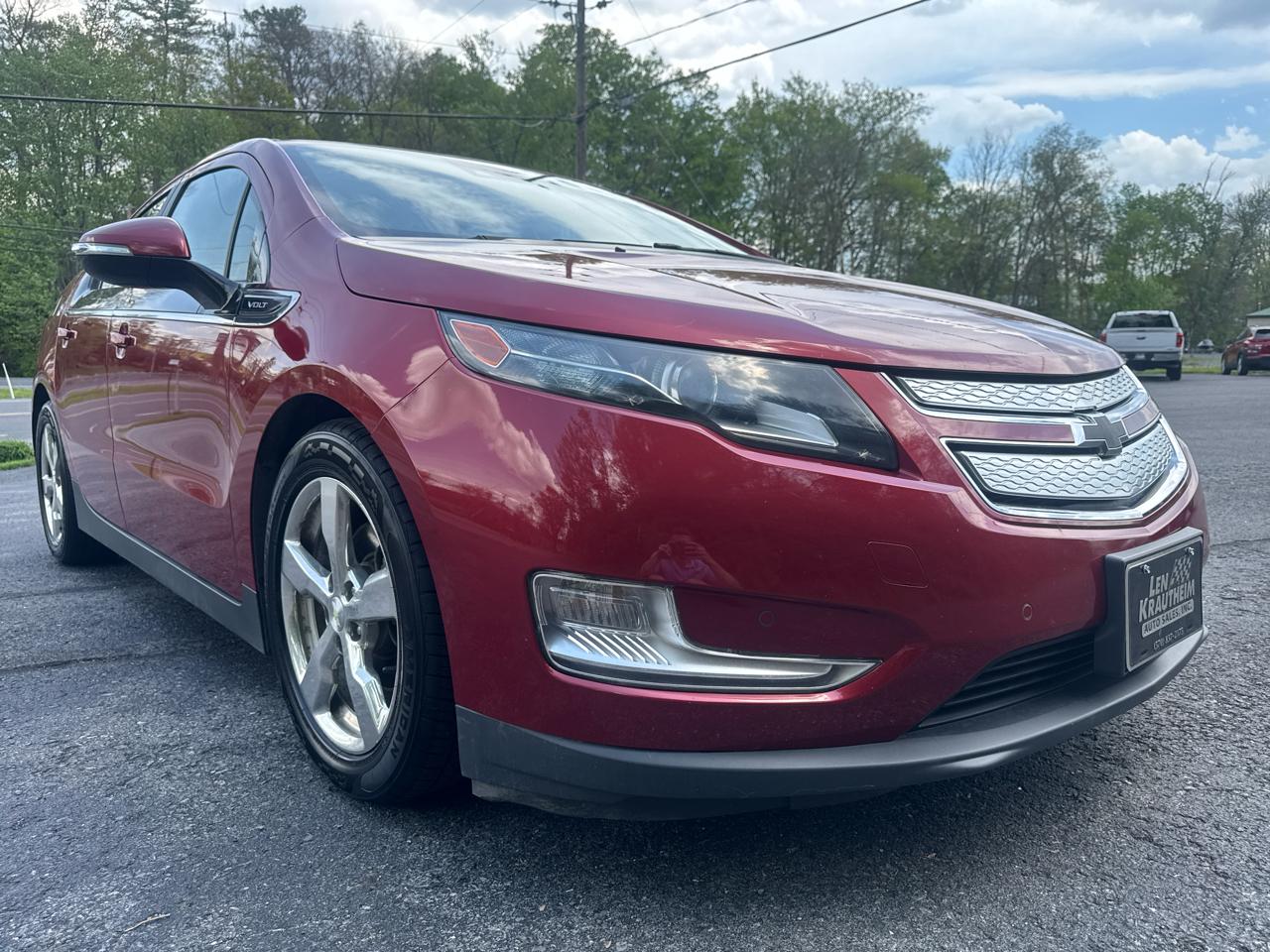 Chevrolet Volt Standard w/ Navigation & LEP 2014