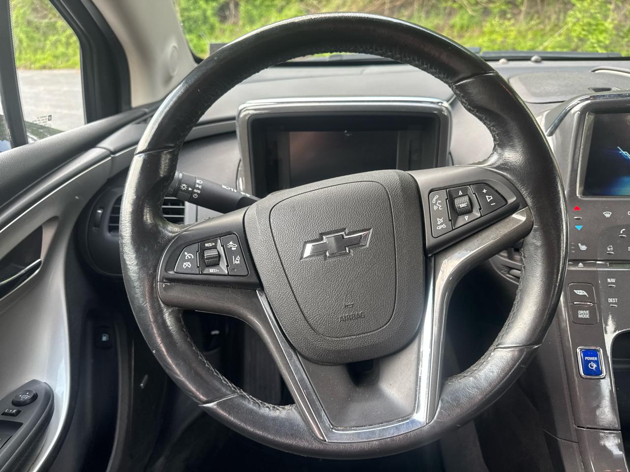 Chevrolet Volt Standard w/ Navigation & LEP 2014