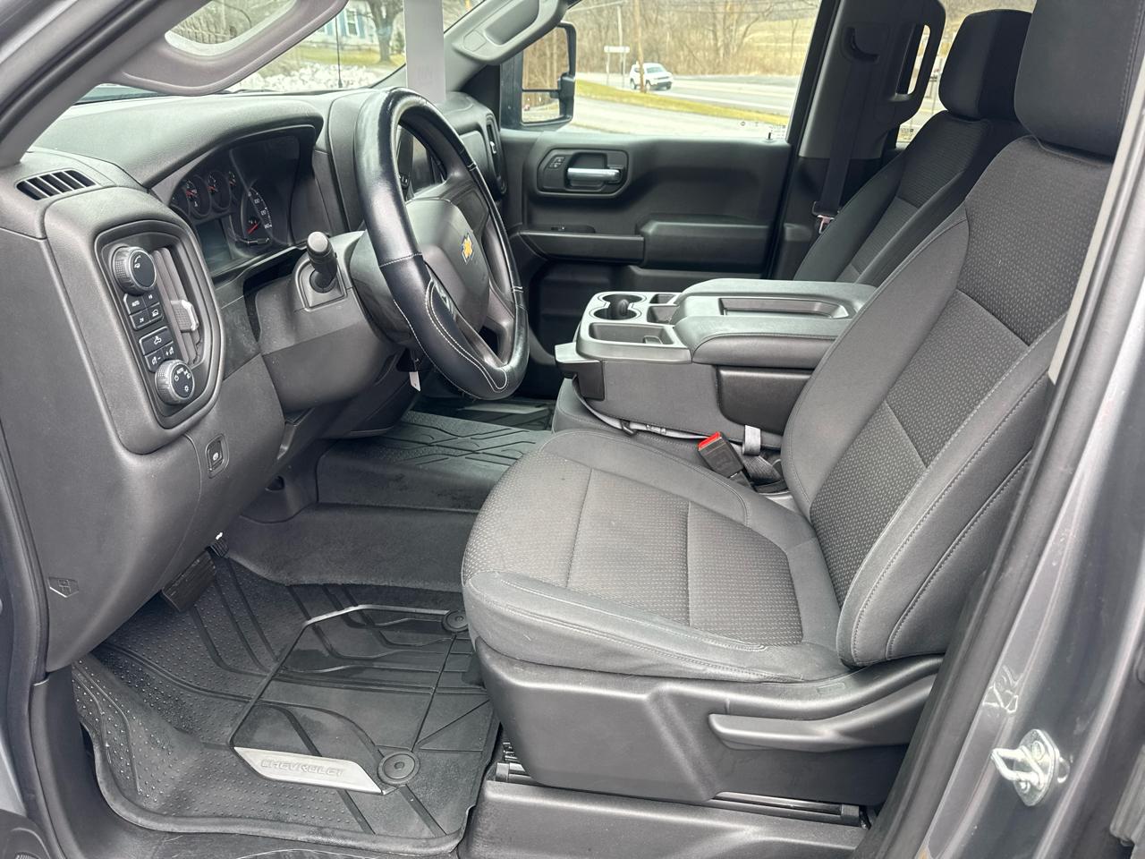 Chevrolet Silverado 1500 1LT Crew Cab 4WD 2020