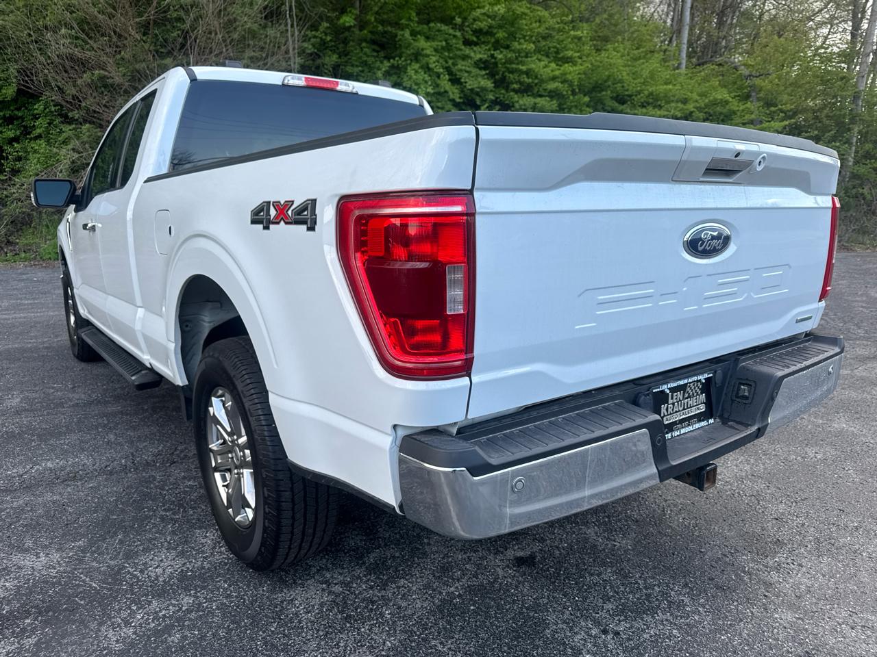 Ford F-150 XLT 4WD SuperCab 8' Box 2021