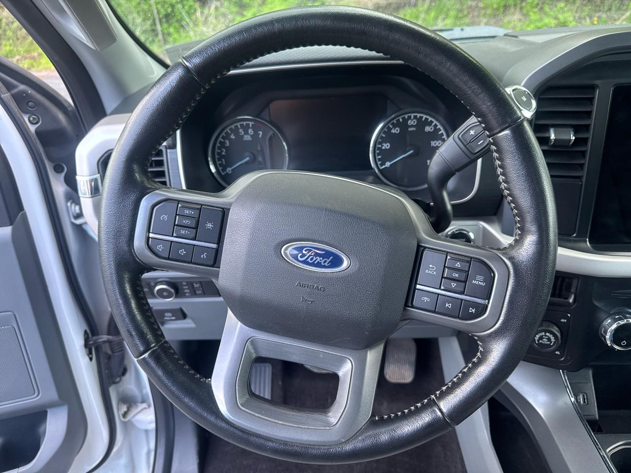 Ford F-150 XLT 4WD SuperCab 8' Box 2021