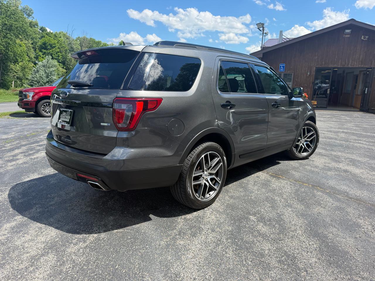 Ford Explorer Sport 4WD 2016