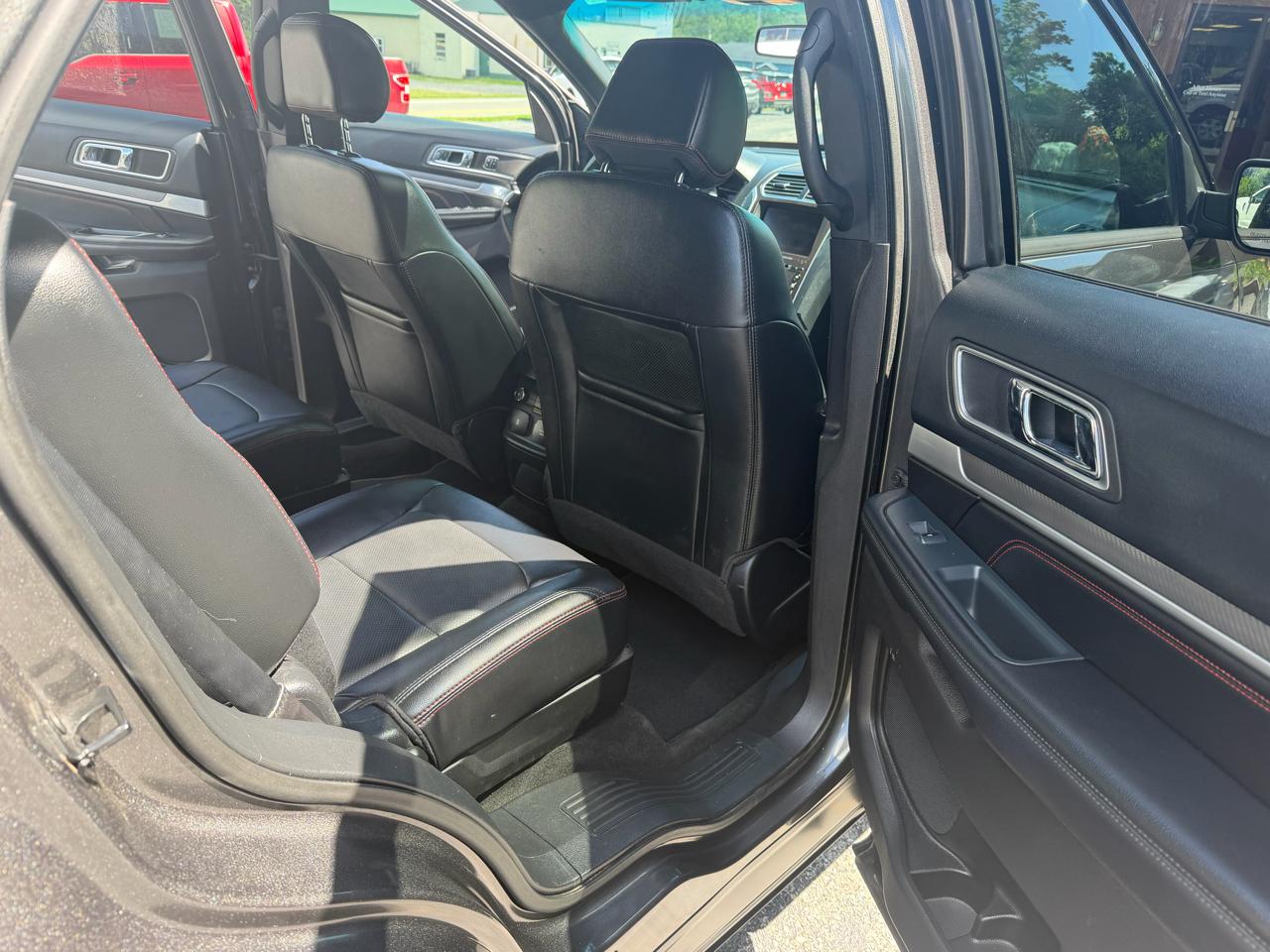 Ford Explorer Sport 4WD 2016