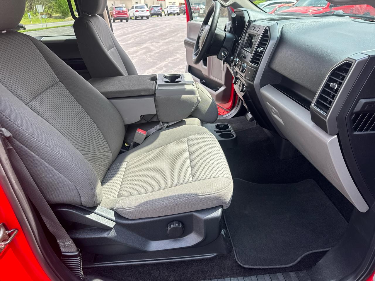 Ford F-150 XLT SuperCrew Short Box 4WD 2018