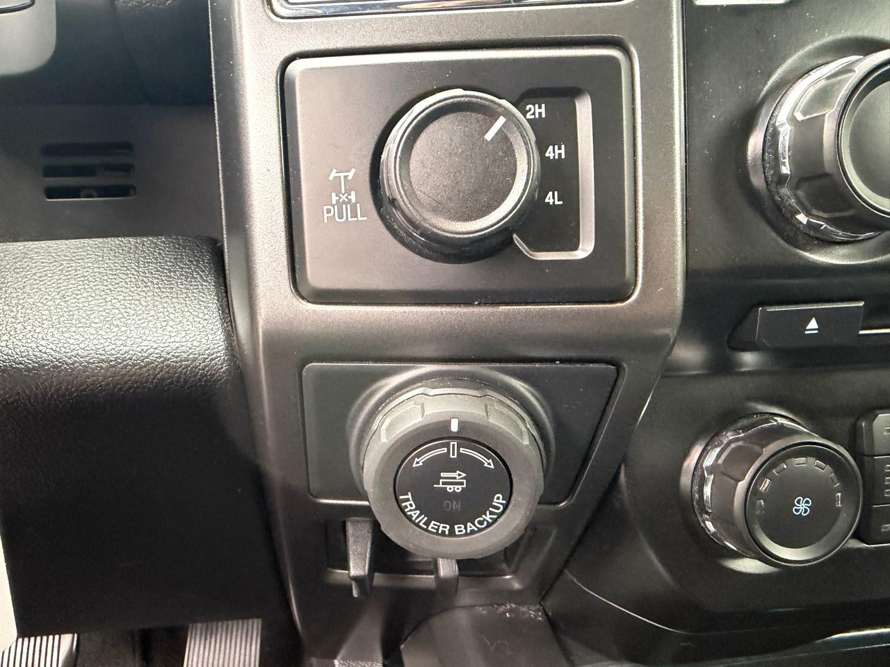Ford F-150 XLT SuperCrew Short Bed 4WD 2018