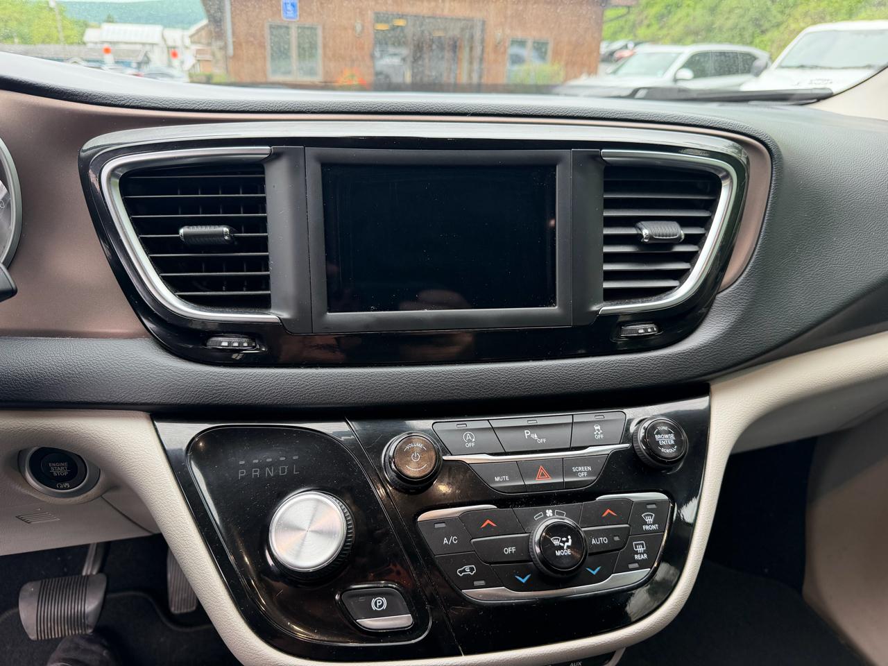 Chrysler Pacifica Touring Plus 2018