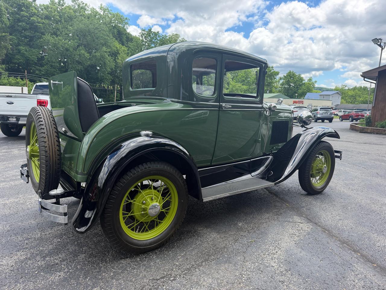 Ford Model A  1930