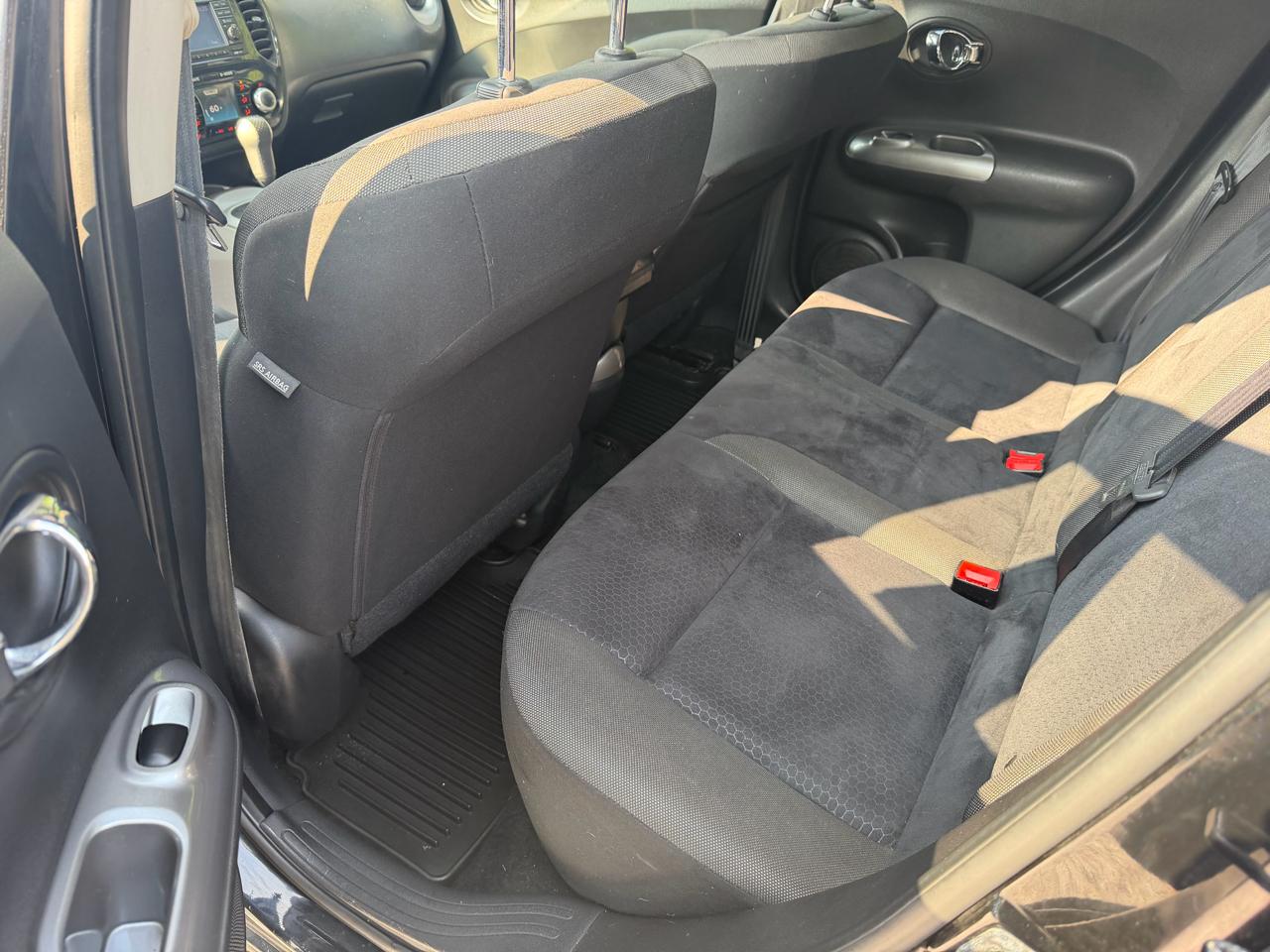 Nissan Juke S AWD 2011