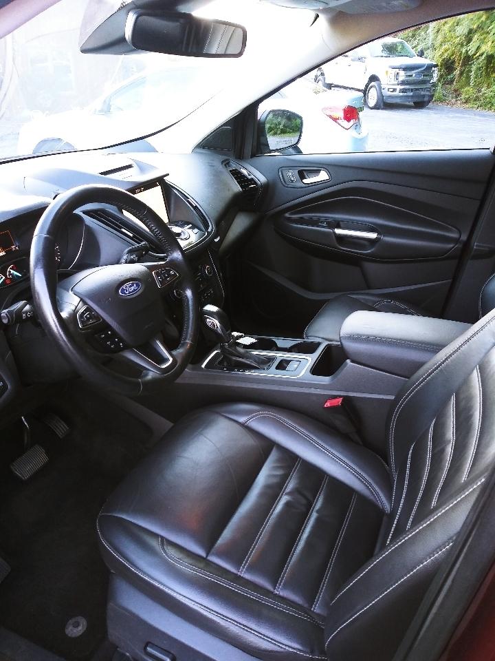 Ford Escape Titanium 4WD 2018