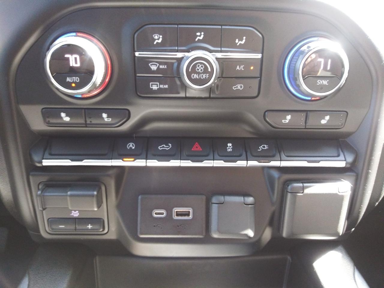 Chevrolet Silverado 1500 RST Crew Cab 4WD 2020