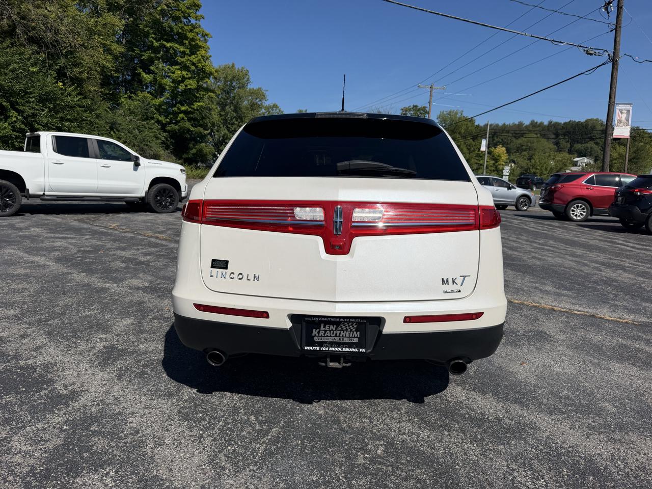 Lincoln MKT 3.5L with EcoBoost AWD 2014